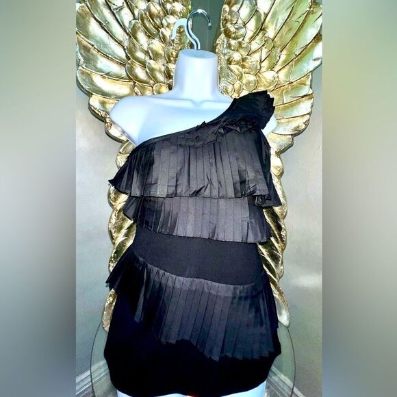 Blaque Label Black Ruffle One Should Top - Picture 1 of 14